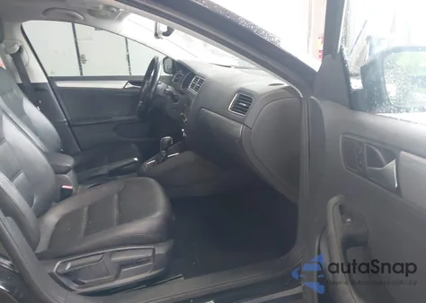 2017 Volkswagen Jetta 1.4T Se из США, поврежденный, VIN 3VWDB7AJ7HM339856